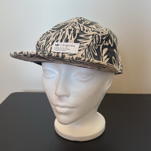 Flat Brim Adidas Originals Hat - Picture 6 of 7